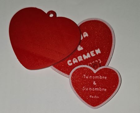 Llavero de corazón personalizable