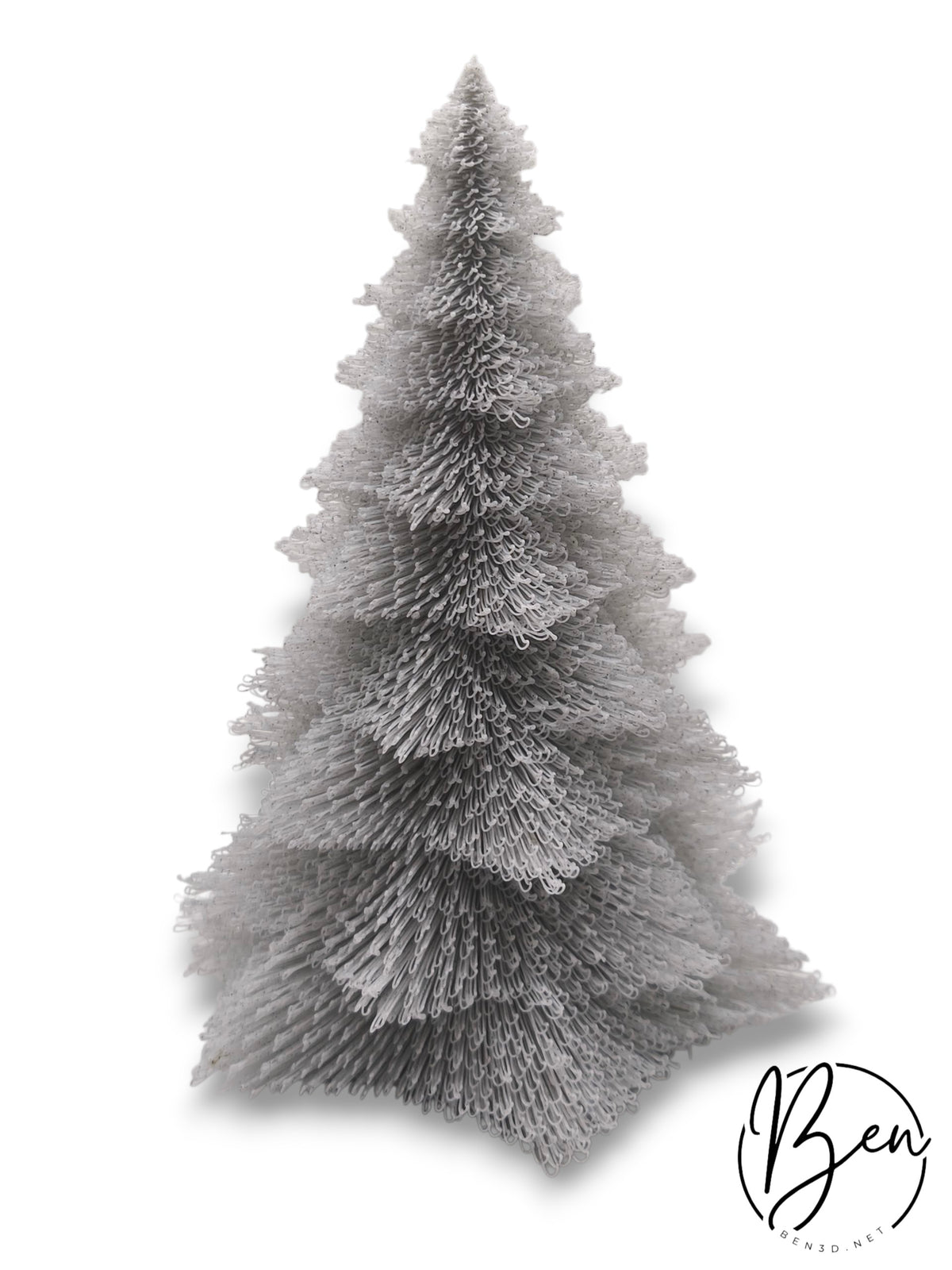 Árbol de Navidad decorativo gris con ramas de textura fina y forma escalonada